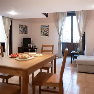 https://etna-home.sicilyhotelsitaly.net
